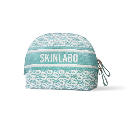 NECESSAIRE